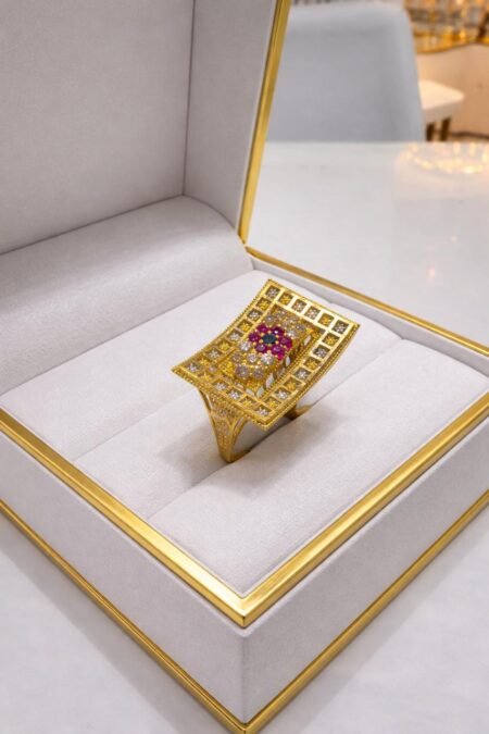 Gold Ring - 21 Karat - Weight: 3.500